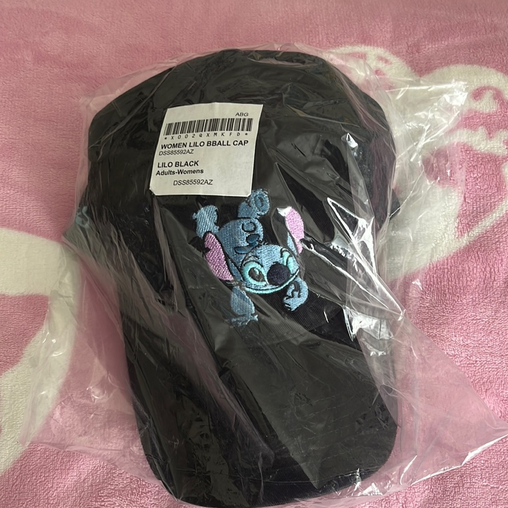 Women lilo BBall cap
